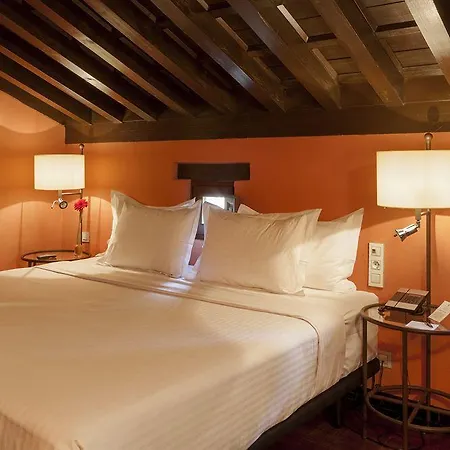 Palacio De Santa Paula, Autograph Collection 5*